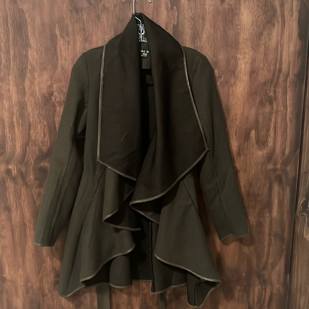 Double zero brown wrap jacket. Woman’s small like new